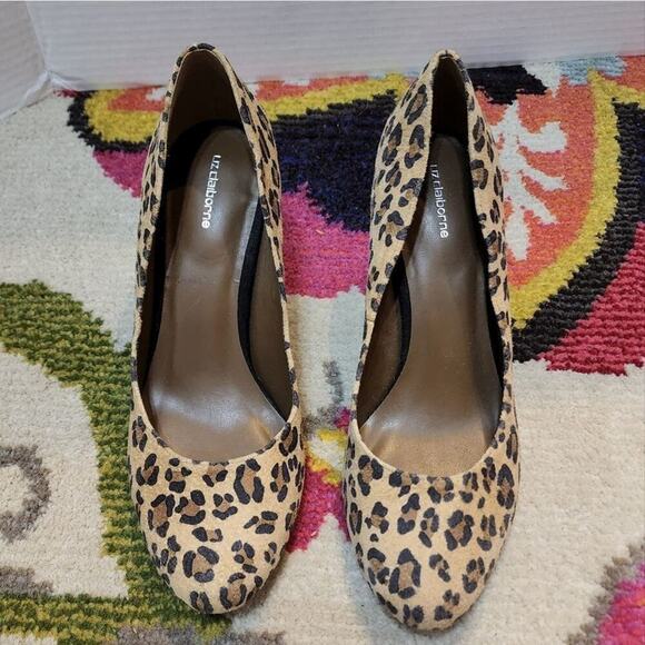 Liz Claiborne round toe leather leopard stiletto heels size 9 new - Picture 1 of 10